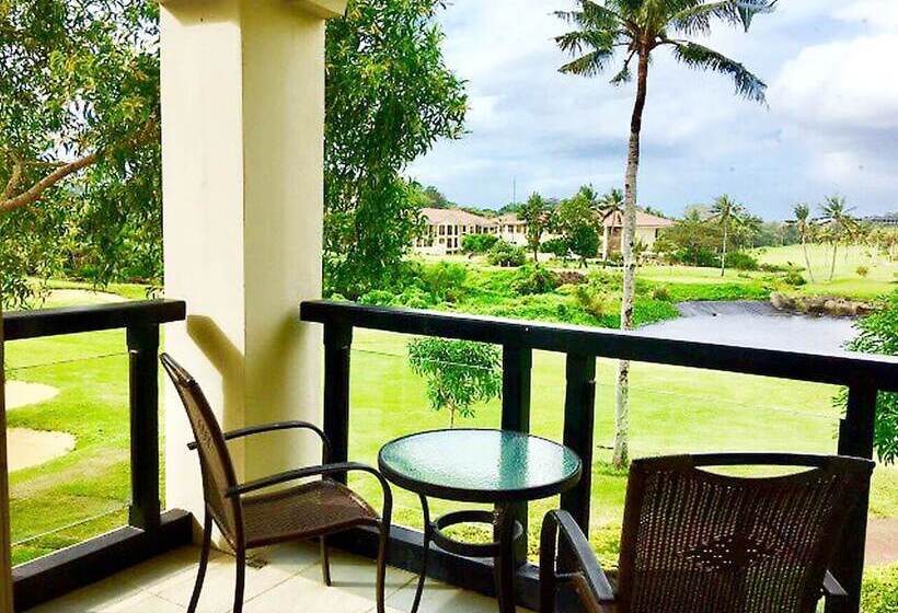 בית מלון כפרי Fairways And Bluewater Boracay