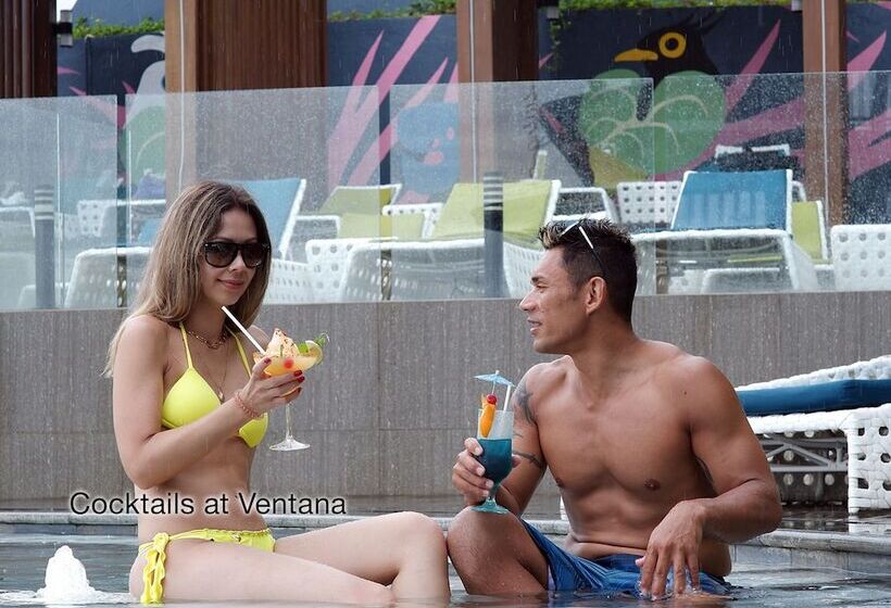 בית מלון כפרי Fairways And Bluewater Boracay