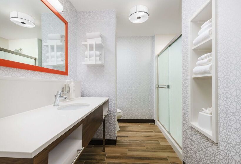 هتل Hampton Inn & Suites West Sacramento