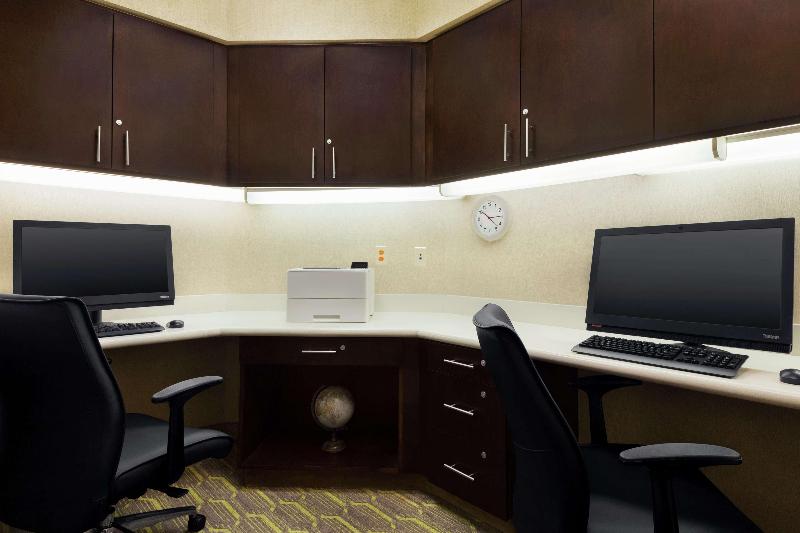 هتل Hampton Inn & Suites West Sacramento
