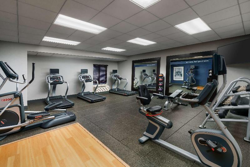 هتل Hampton Inn & Suites West Sacramento