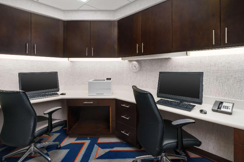 هتل Hampton Inn & Suites West Sacramento