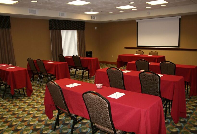 هتل Hampton Inn Las Vegas North Speedway