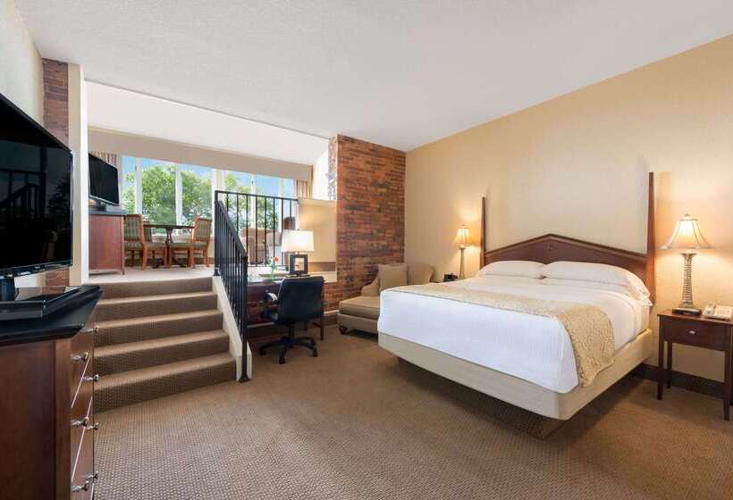 هتل Hawthorn Extended Stay By Wyndham Rome