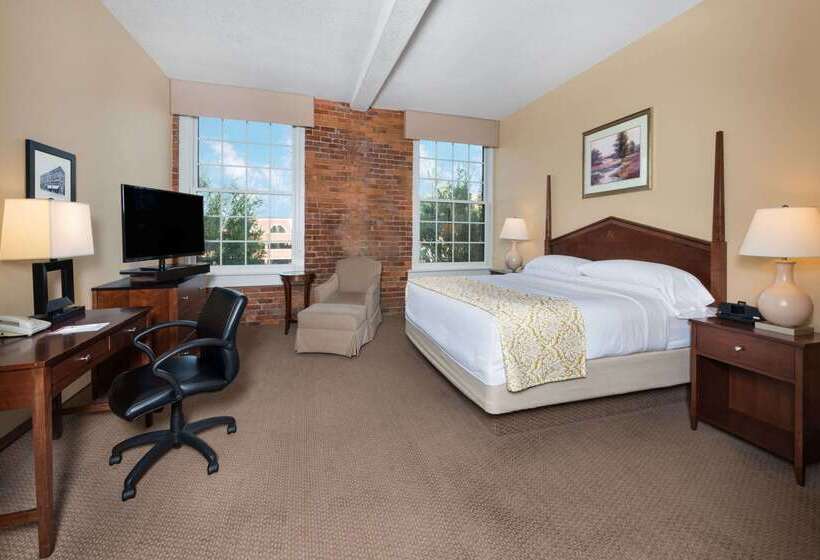هتل Hawthorn Extended Stay By Wyndham Rome