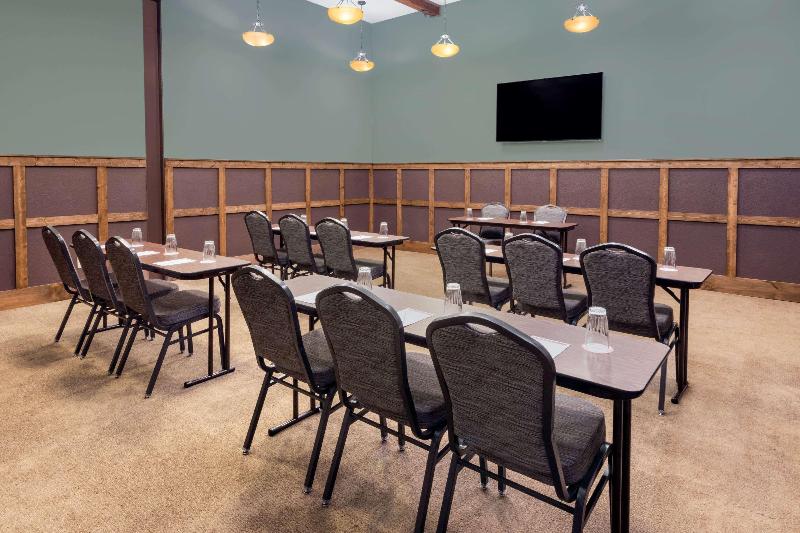 هتل Hawthorn Extended Stay By Wyndham Rome