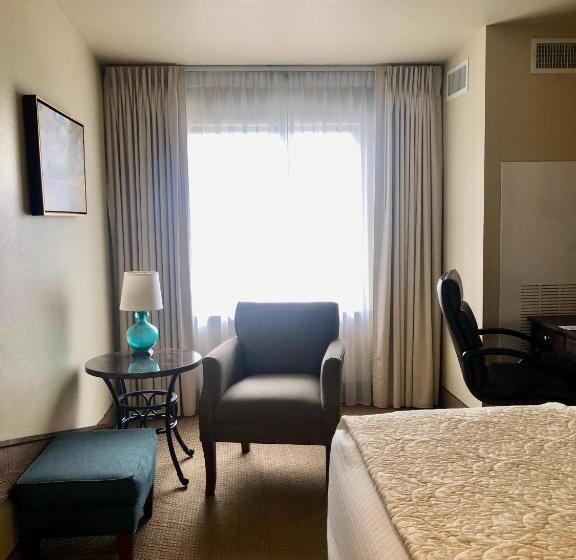 هتل Hawthorn Extended Stay By Wyndham Rome