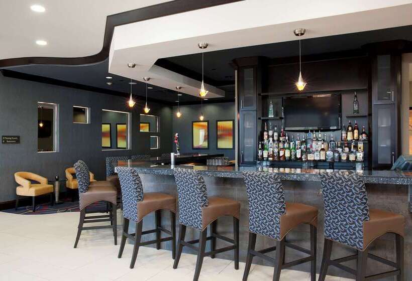 هتل Hilton Garden Inn Fort Worth Alliance Airport