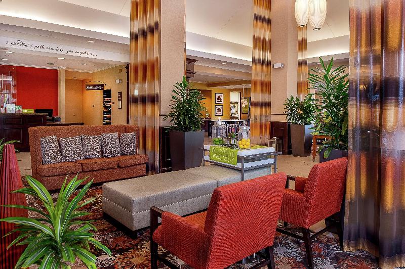 هتل Hilton Garden Inn St. Louis Airport