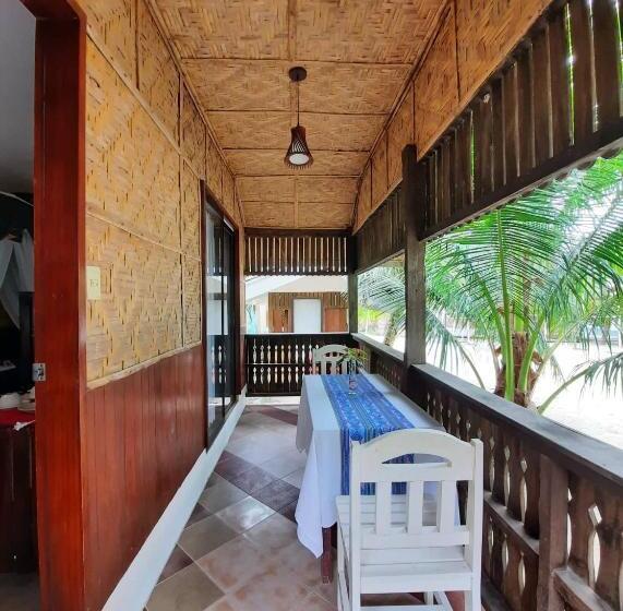 هتل Hof Gorei Beach Resort Davao