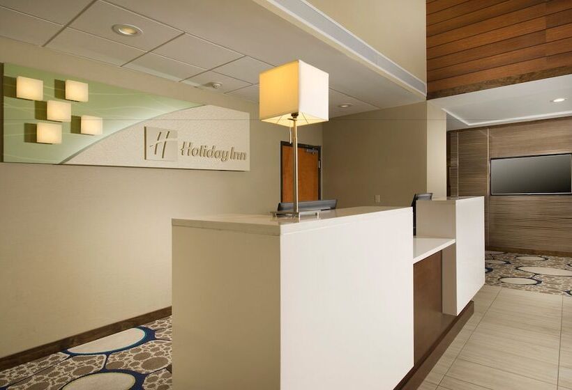 هتل Holiday Inn El Paso Airport