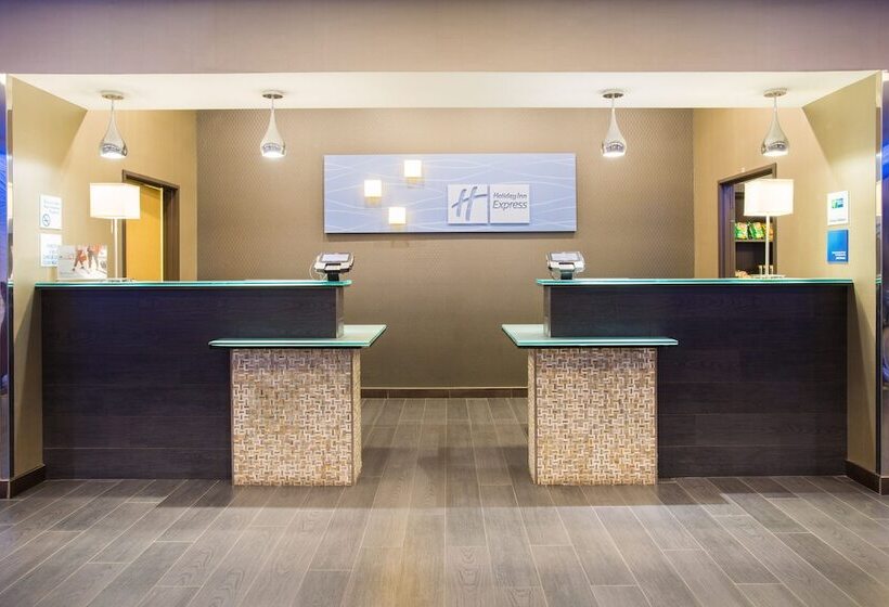 هتل Holiday Inn Express & Suites Amarillo West, An Ihg