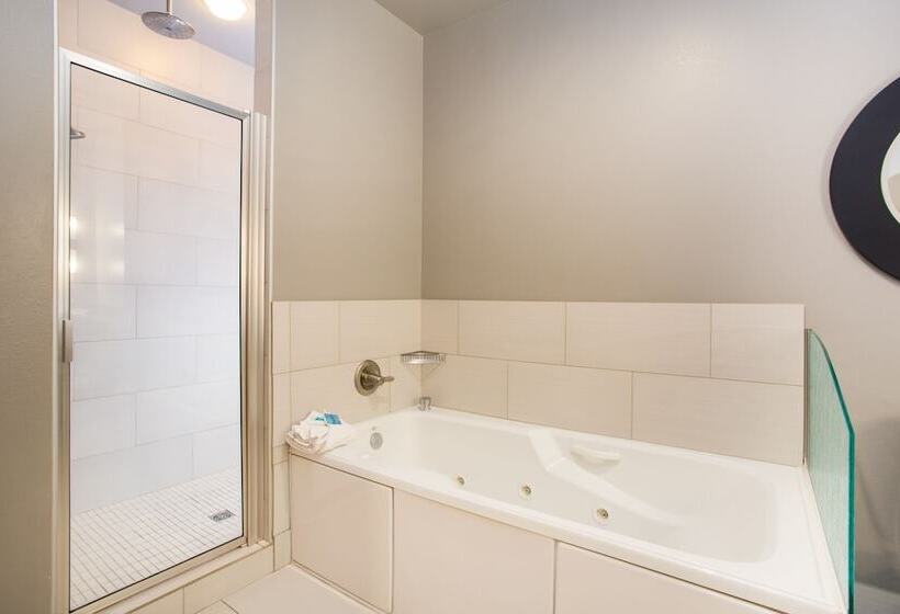 هتل Holiday Inn Express & Suites Amarillo West, An Ihg