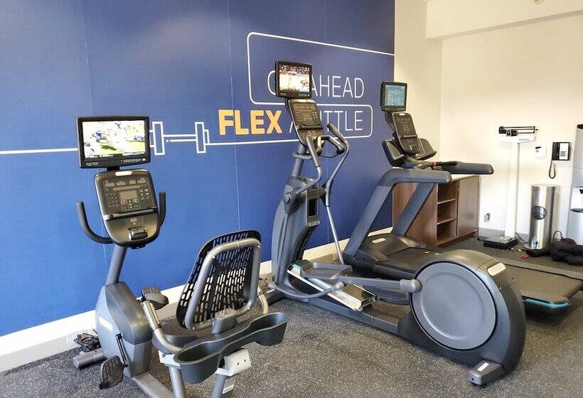 هتل Holiday Inn Express & Suites El Paso West By Ihg