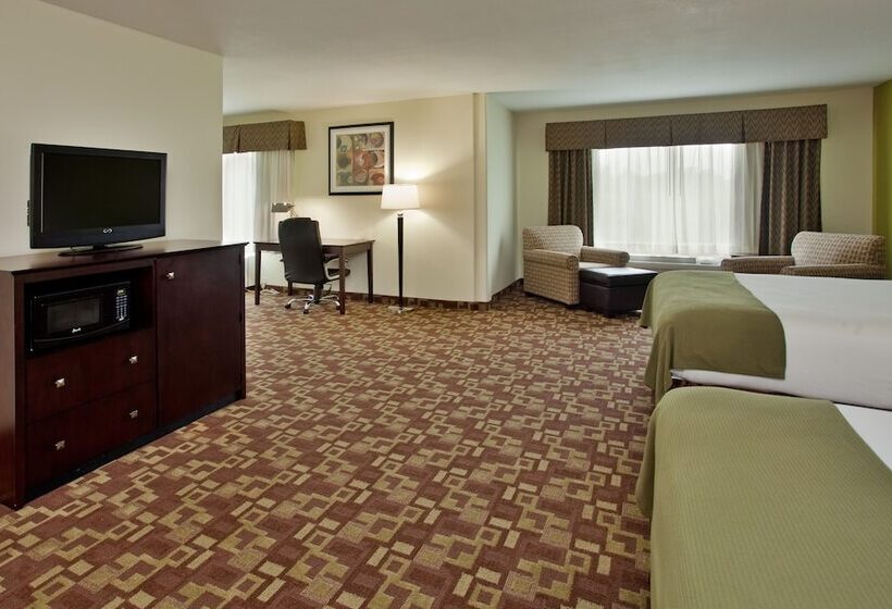Holiday Inn Express Hotel & Suites Kansas City Sports Complex, An Ihg