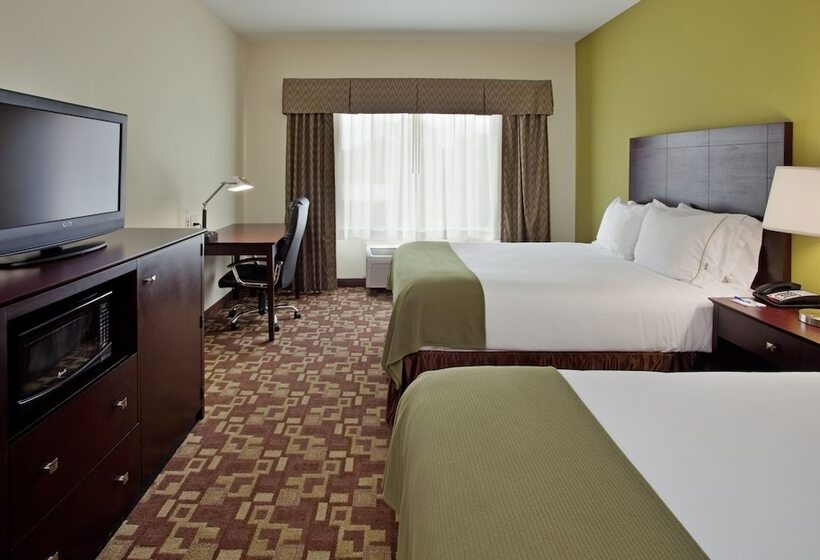 Holiday Inn Express Hotel & Suites Kansas City Sports Complex, An Ihg