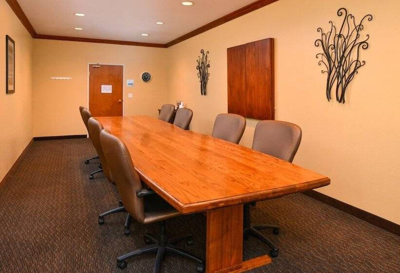 Отель Holiday Inn Express Morgantown, An Ihg