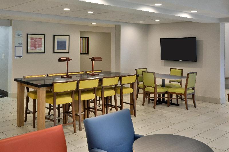 Hotel Holiday Inn Express Raleigh Durham Airport, An Ihg