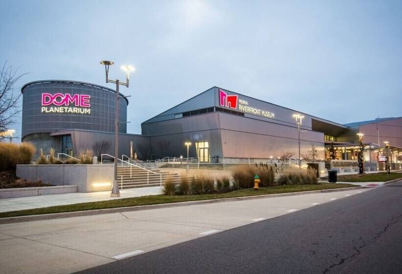 هتل Holiday Inn Express & Suites Morton Peoria Area, An Ihg