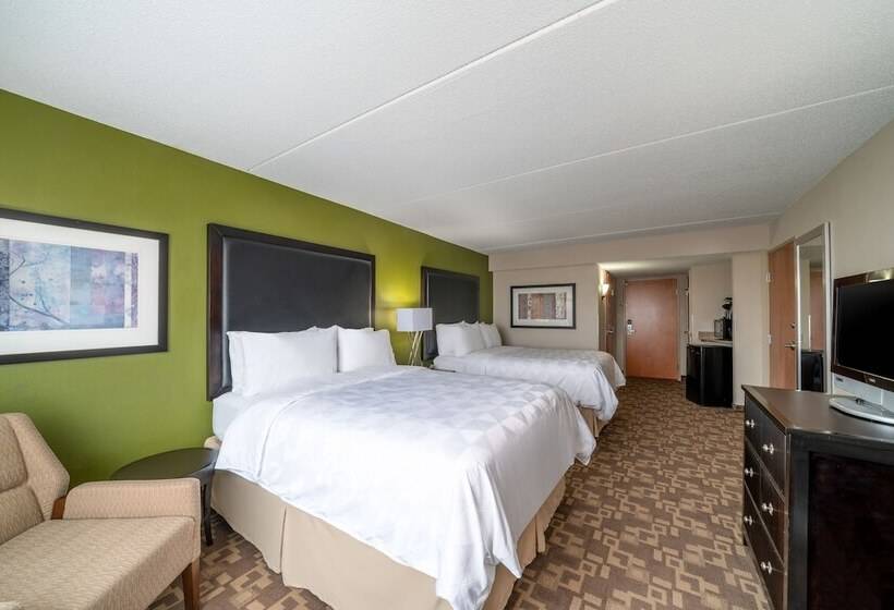 هتل Holiday Inn Manassas  Battlefield