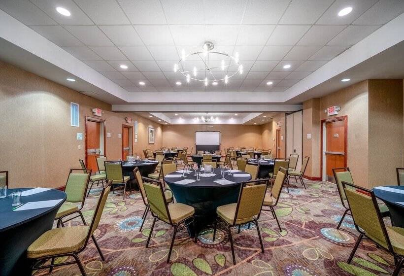 فندق Holiday Inn Manassas  Battlefield