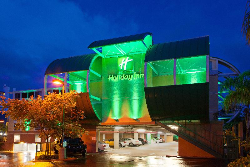 هتل Holiday Inn Oceanside Marina Camp Pendleton, An Ihg