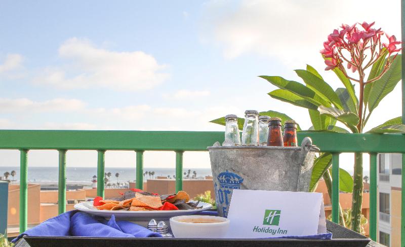 هتل Holiday Inn Oceanside Marina Camp Pendleton, An Ihg