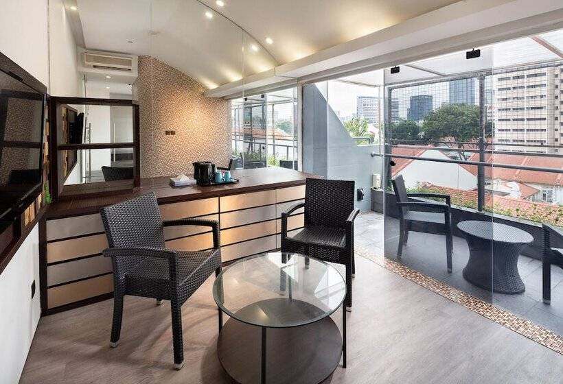 A Hotel Dickson