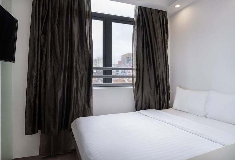A Hotel Dickson