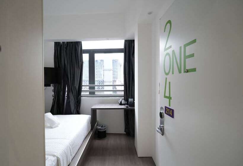 A Hotel Dickson