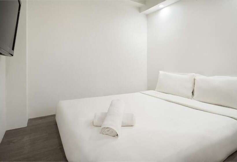 A Hotel Dickson