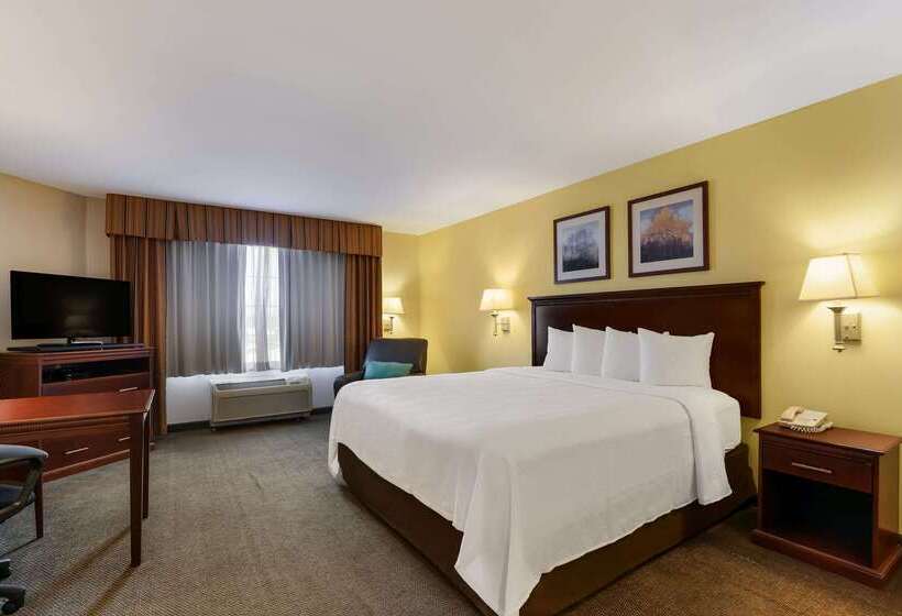 Hotel Mainstay Suites Fitchburg  Madison
