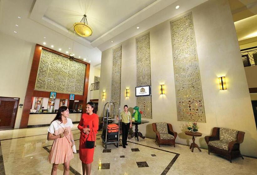 Fotos del hotel Pulai Springs Apartment:  25