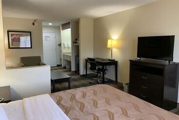 هتل Quality Inn Montgomery South