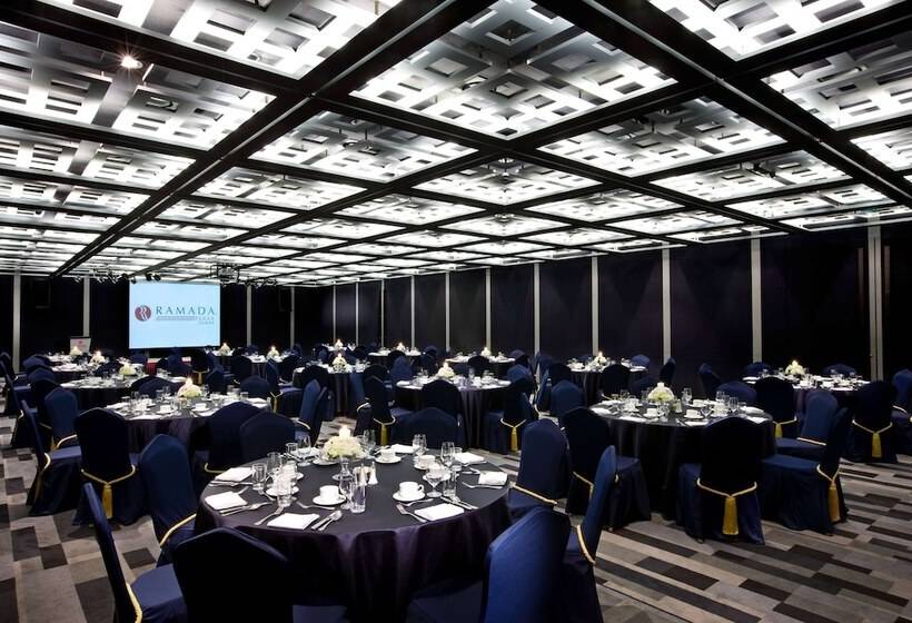 בית מלון כפרי Ramada Plaza By Wyndham Suwon