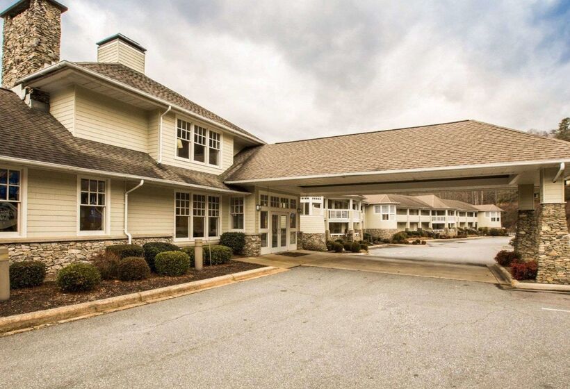 호텔 Rodeway Inn & Suites On The River