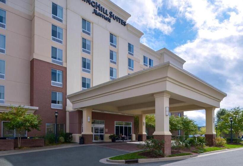 هتل Springhill Suites Durham Chapel Hill