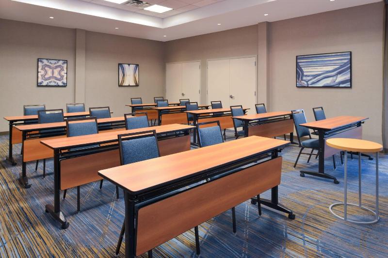 هتل Springhill Suites Durham Chapel Hill