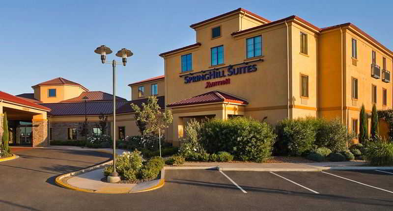 هتل Springhill Suites Napa Valley