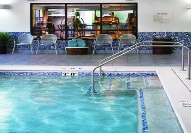 هتل Springhill Suites St. Louis Airport/earth City
