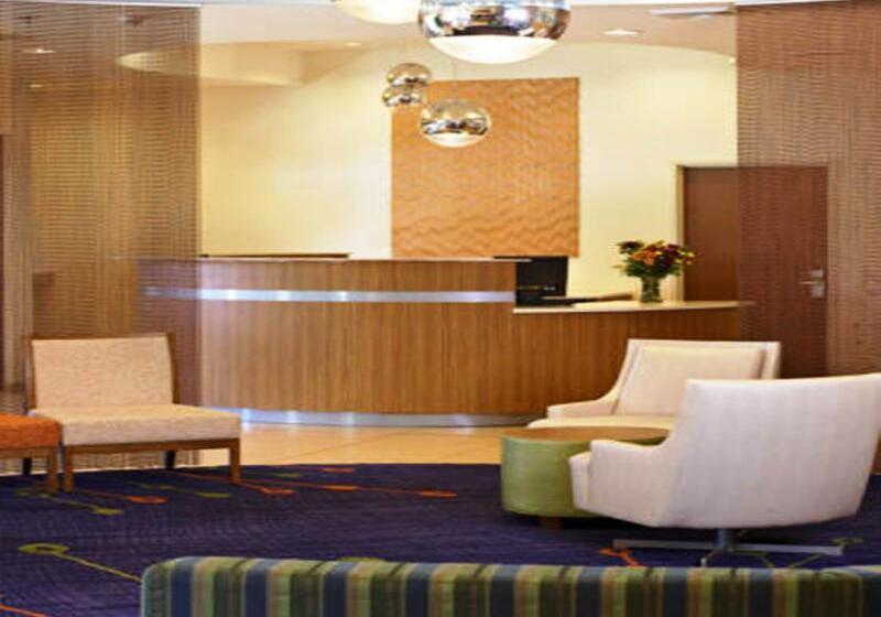 هتل Springhill Suites St. Louis Airport/earth City