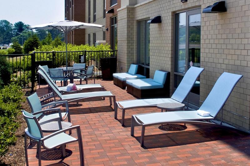 هتل Springhill Suites By Marriott Syracuse Carrier Circle