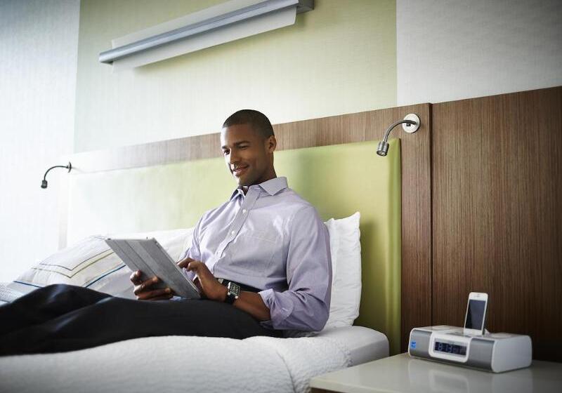 هتل Springhill Suites By Marriott Syracuse Carrier Circle