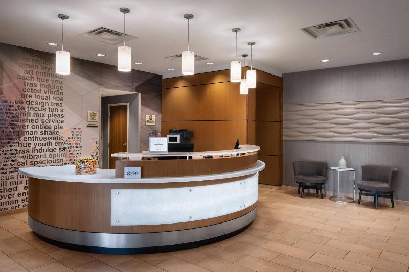 هتل Springhill Suites By Marriott Syracuse Carrier Circle