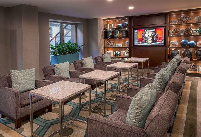 St. Louis Union Station Hotel, Curio Collection By Hilton