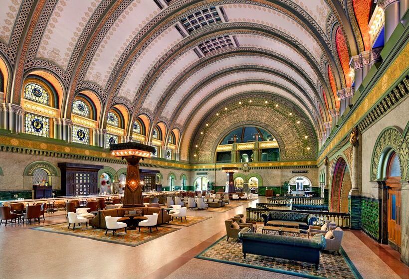 St. Louis Union Station Hotel, Curio Collection By Hilton