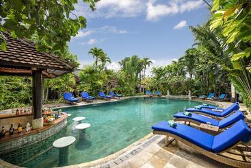 هتل Tonys Villas & Resort Seminyak   Bali