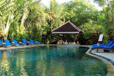 هتل Tonys Villas & Resort Seminyak Bali