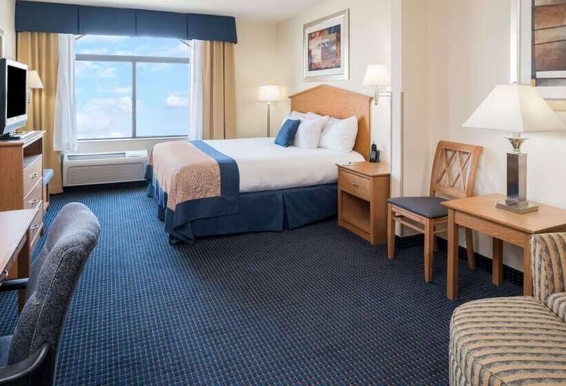 هتل Wingate By Wyndham Spokane Airport