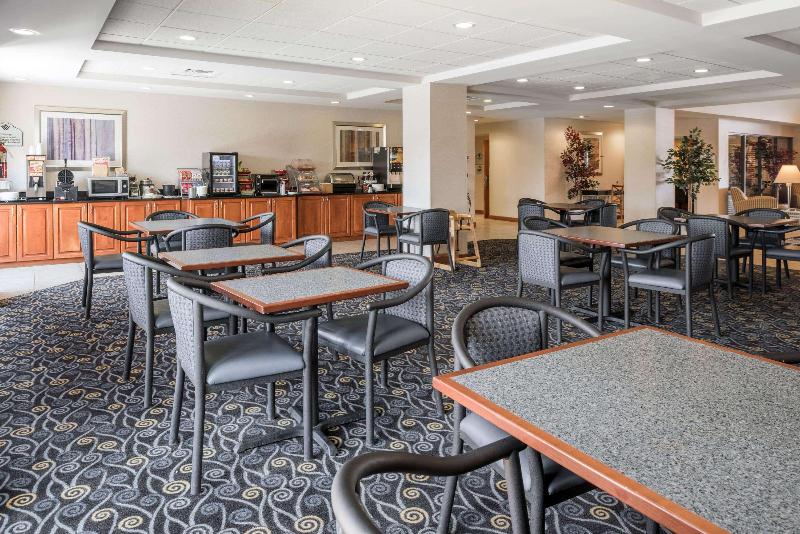 هتل Wingate By Wyndham Spokane Airport